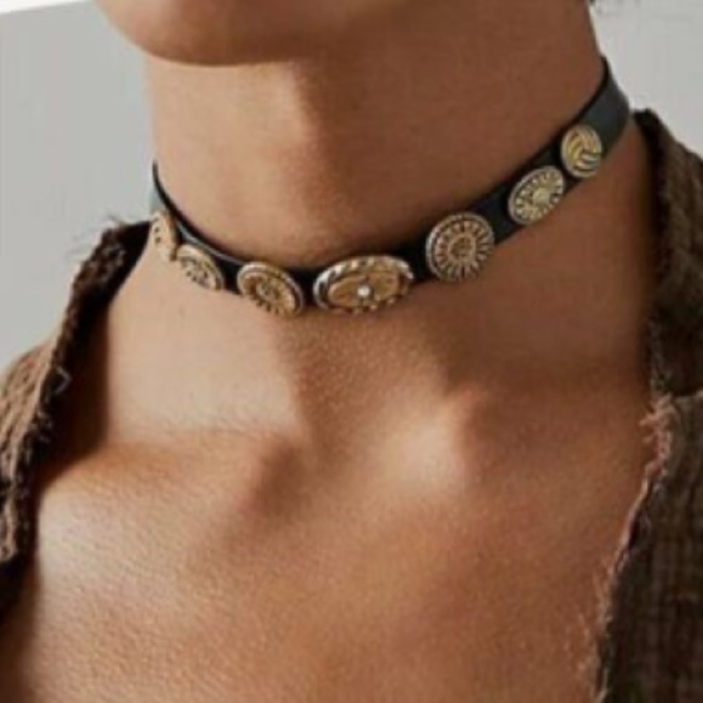 Free People Salt Lake choker NWT
